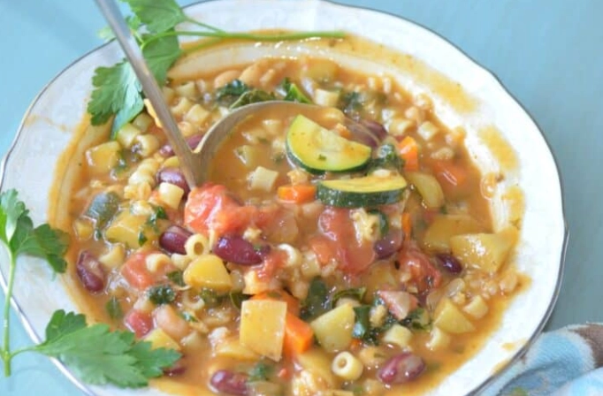 minestrone soup herbs