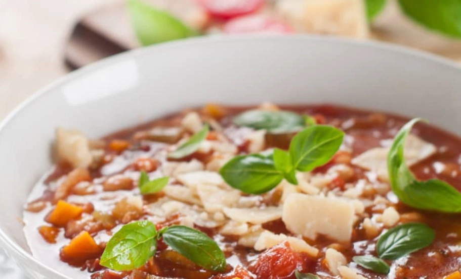 Classic Minestrone Soup