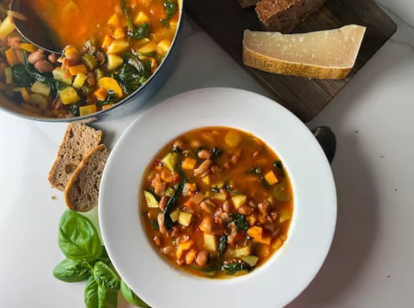 Italian seasoning in minestrone