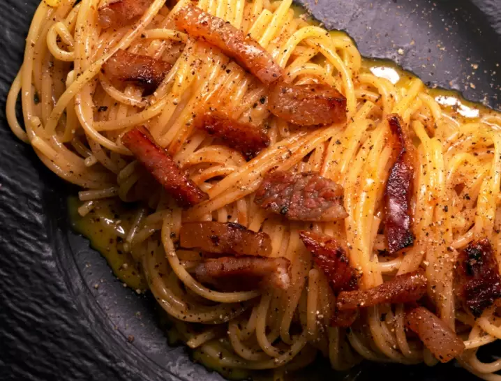 authentic Italian carbonara
