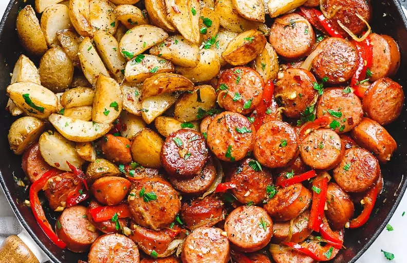 one pan Italian sausage potatoes