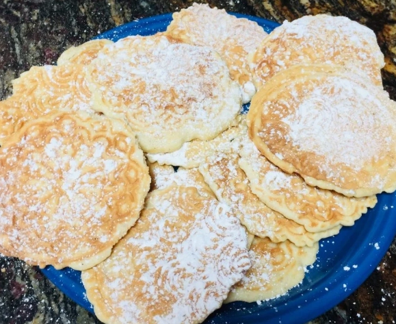 Italian waffle cookies