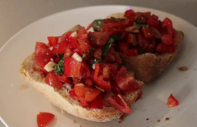 what is in bruschetta
