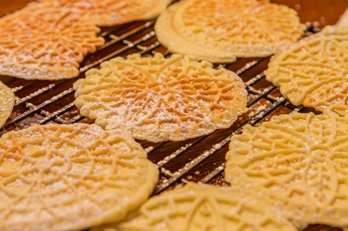 how to make pizzelle
