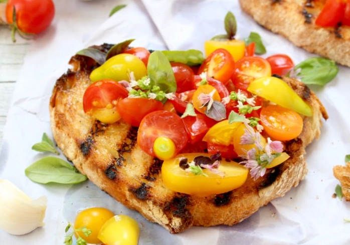 How to make Italian bruschetta toppings?