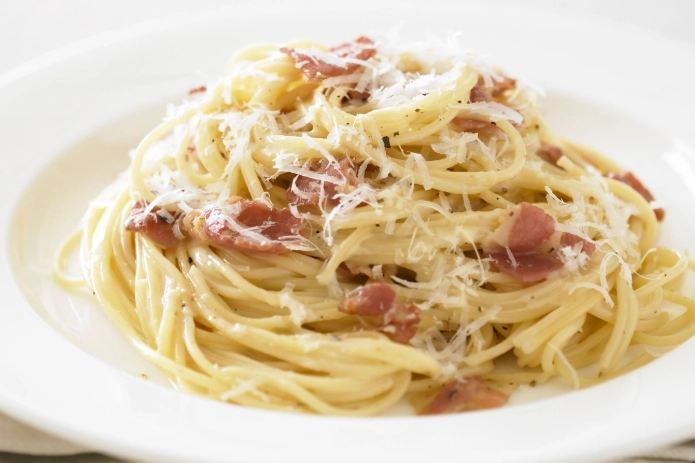 Original carbonara recipe italian sauce