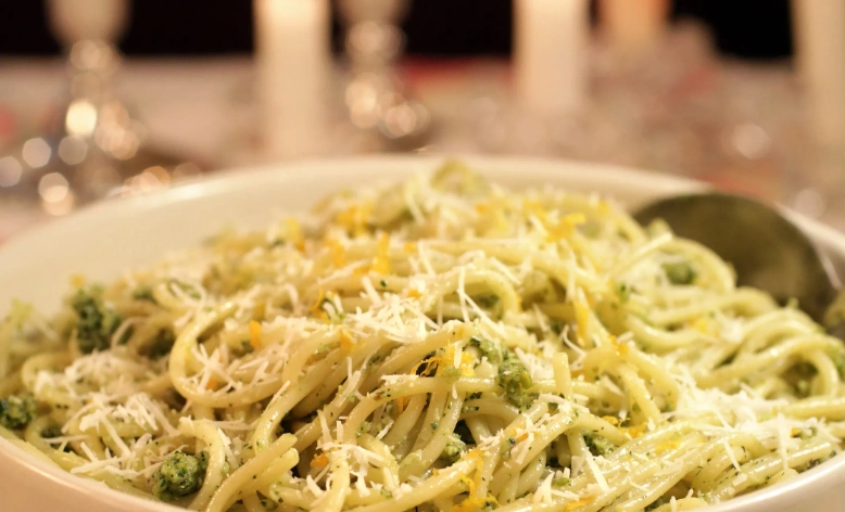 Italian pasta sauce recipe without tomatoes