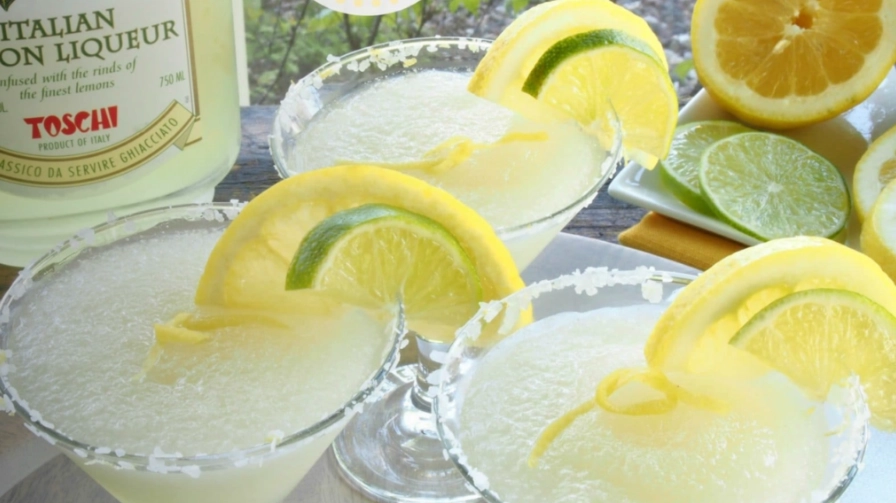 italian margarita cocktail