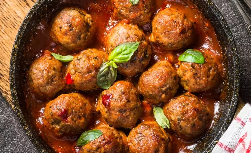 what is in Italian meatballs