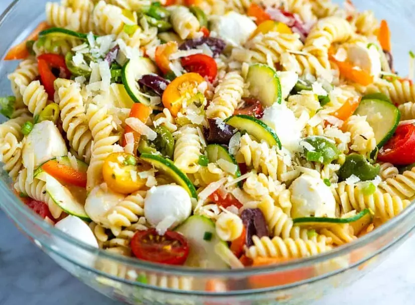 What type of salads do they eat in Italy?